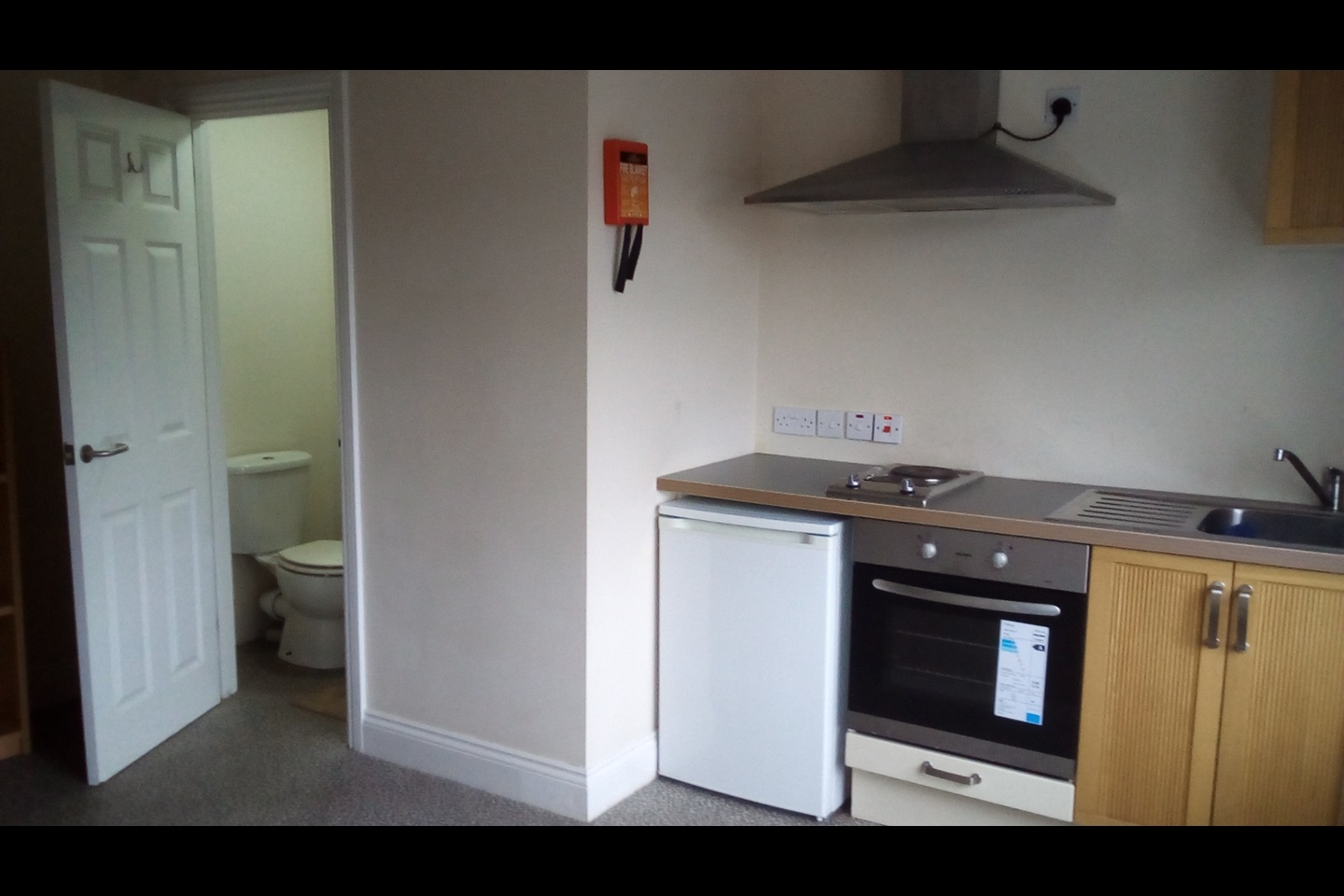 Additional image 3 of 1 Bed Flat, Round House Road, CV3, N1 7GU