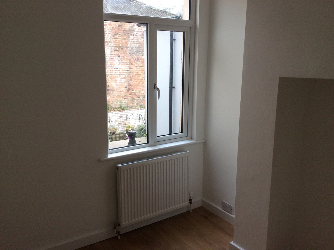 1 Bed Flat, Coombe Terrace, BN2, N1 7GU photo 3