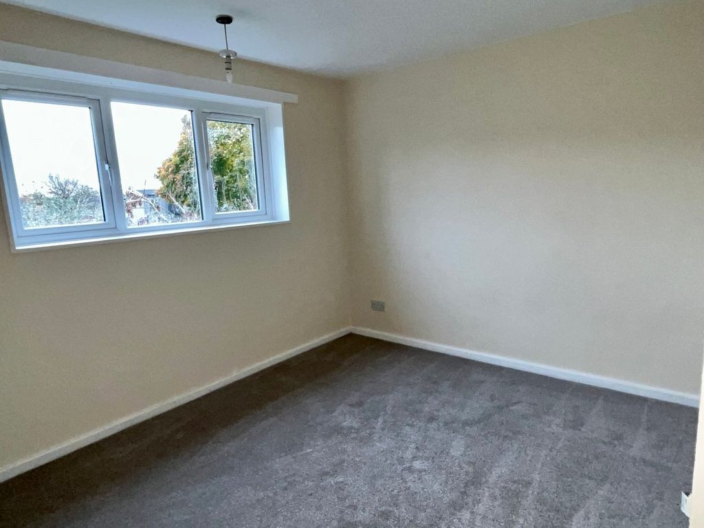 Additional image 5 of 4 bed terraced house for saleFlemingston Road, St Athan, Barry CF62