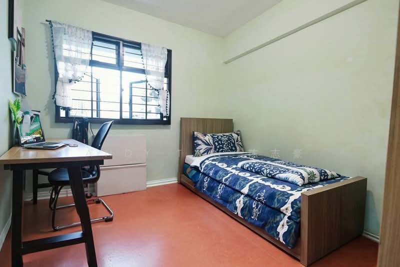 482 Admiralty Link photo 3