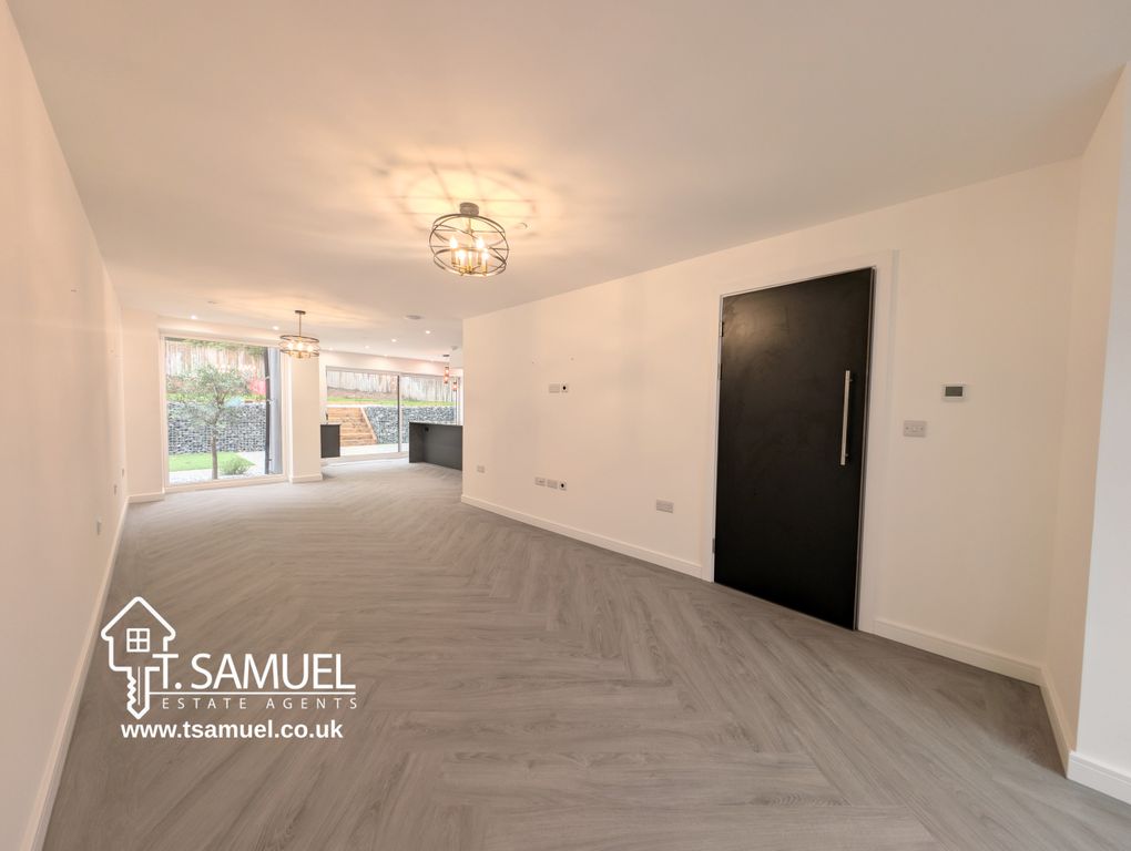 Additional image 93 of 5 bed detached house for saleThe Oaks, Trem Y Dyffryn, Mountain Ash CF45