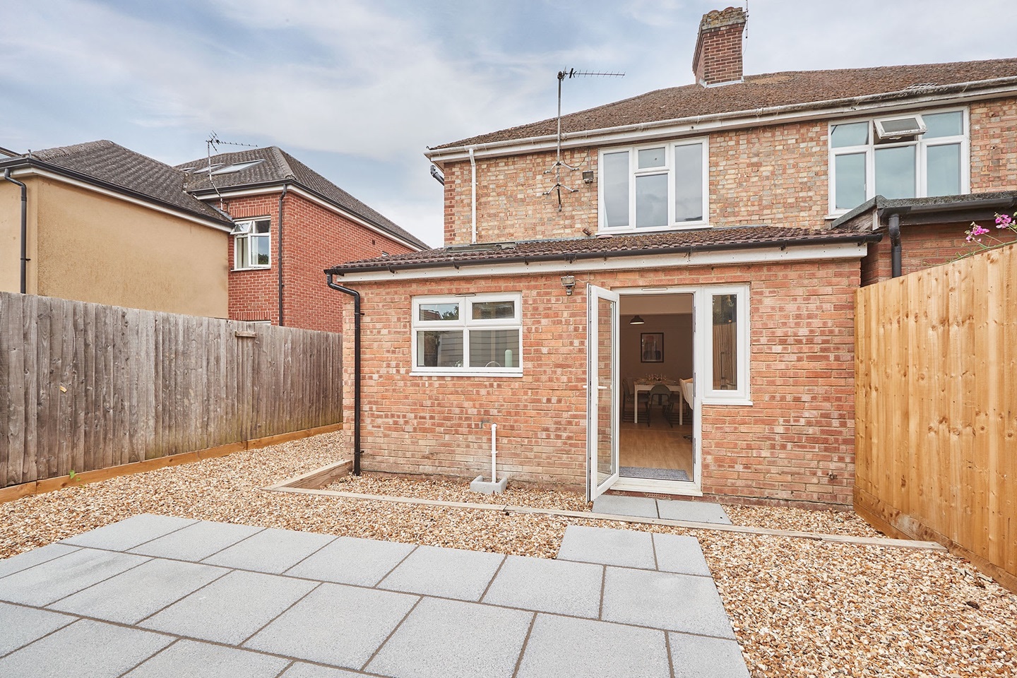 Additional image 13 of 5 Bed Semi-Detached House, Elfleda Road, CB5, N1 7GU