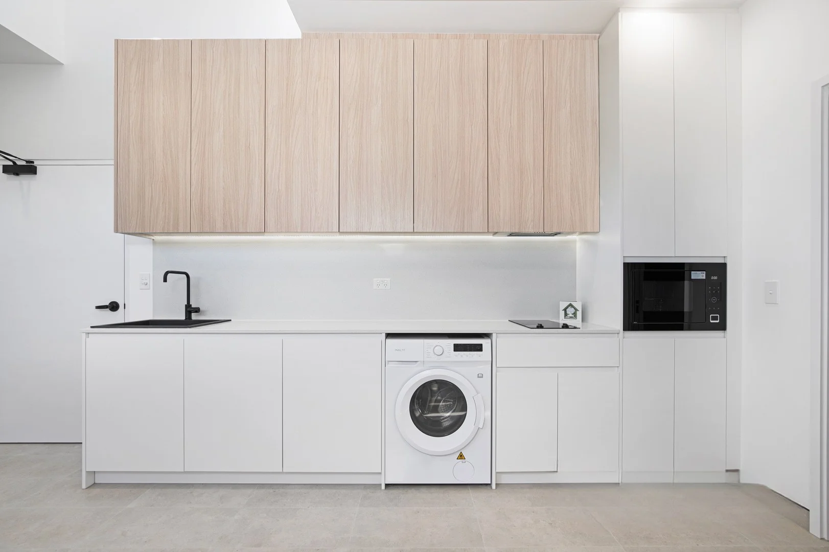 9/16 Billabong Street, Pendle Hill NSW 2145