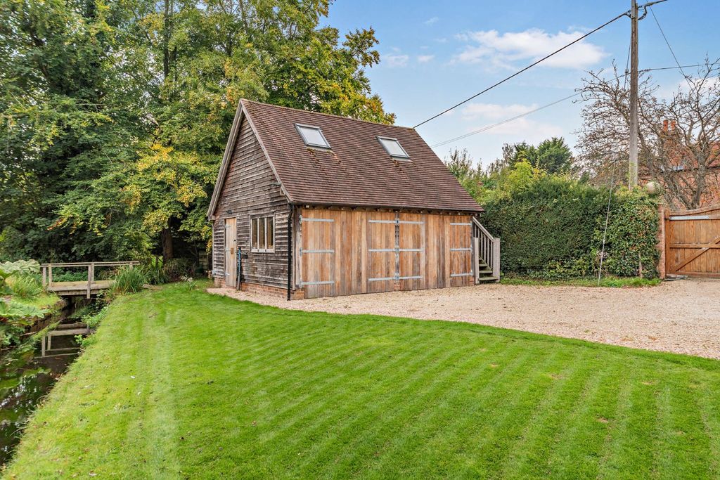 Additional image 14 of 6 bed detached house for saleWestbrook, Newbury, Berkshire RG20
