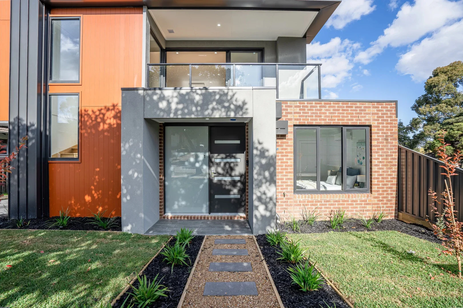1/43 Clingin Street, Reservoir VIC 3073