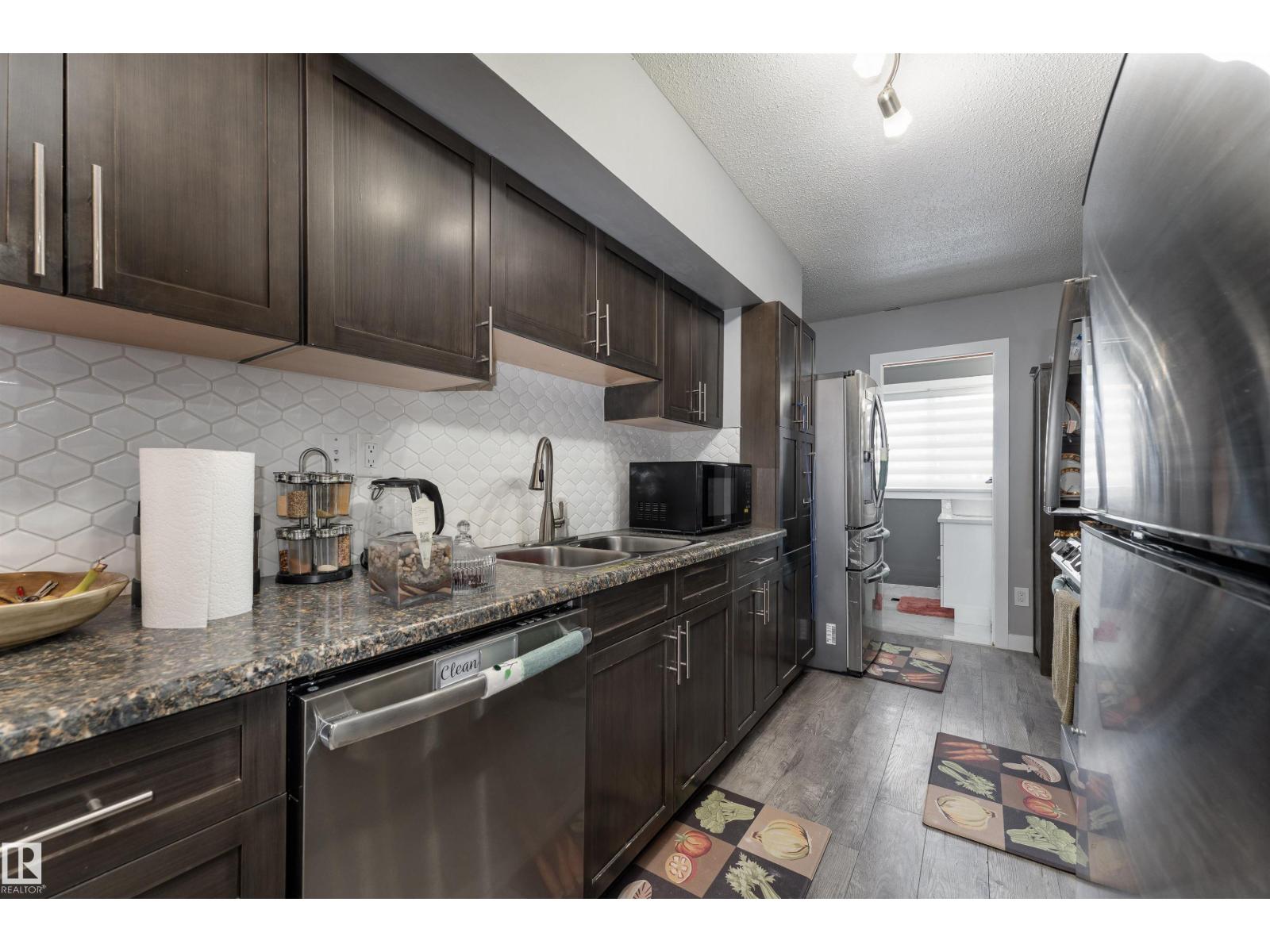 110 CENTENNIAL CO NW