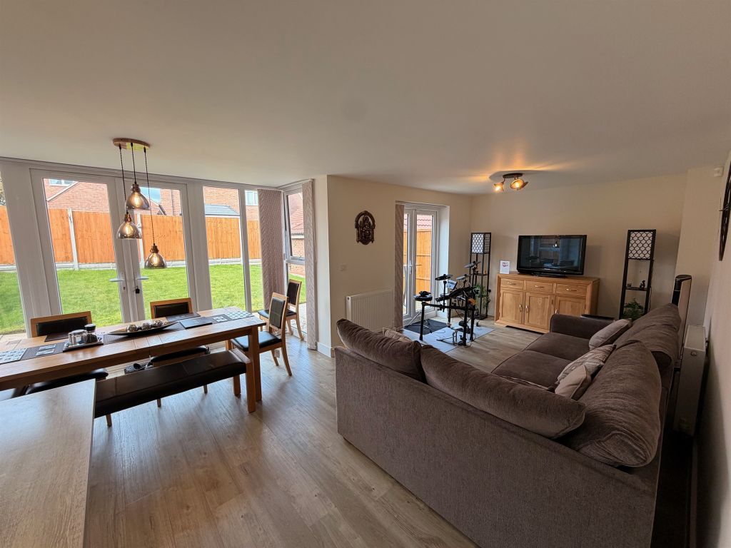 Additional image 4 of 4 bed detached house for saleEaston Close, Melton Mowbray LE13