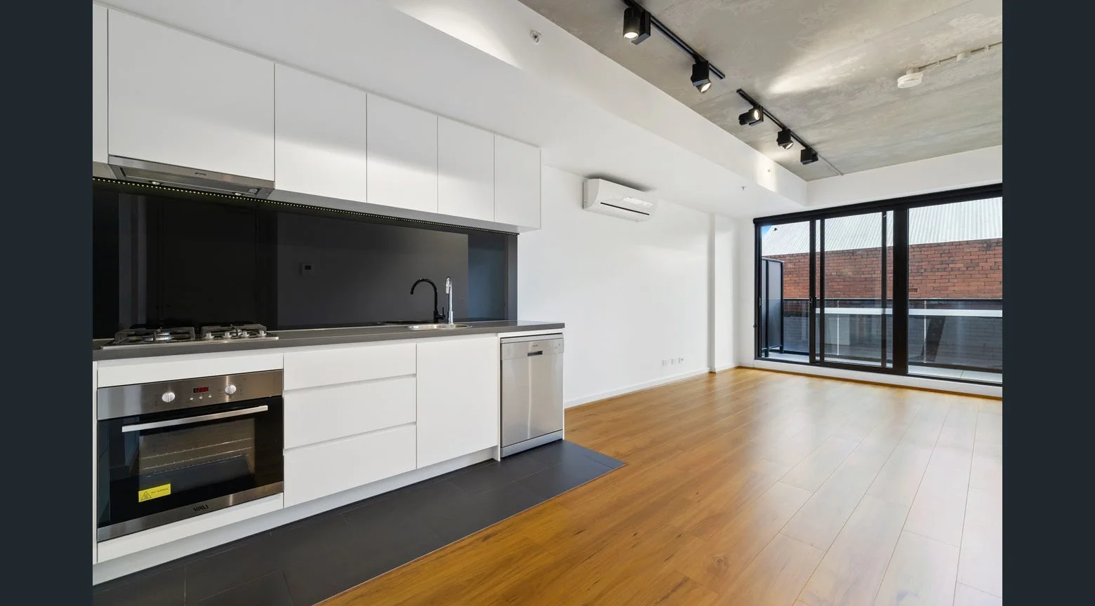 Additional image 2 of 104/154 High Street, Preston VIC 3072