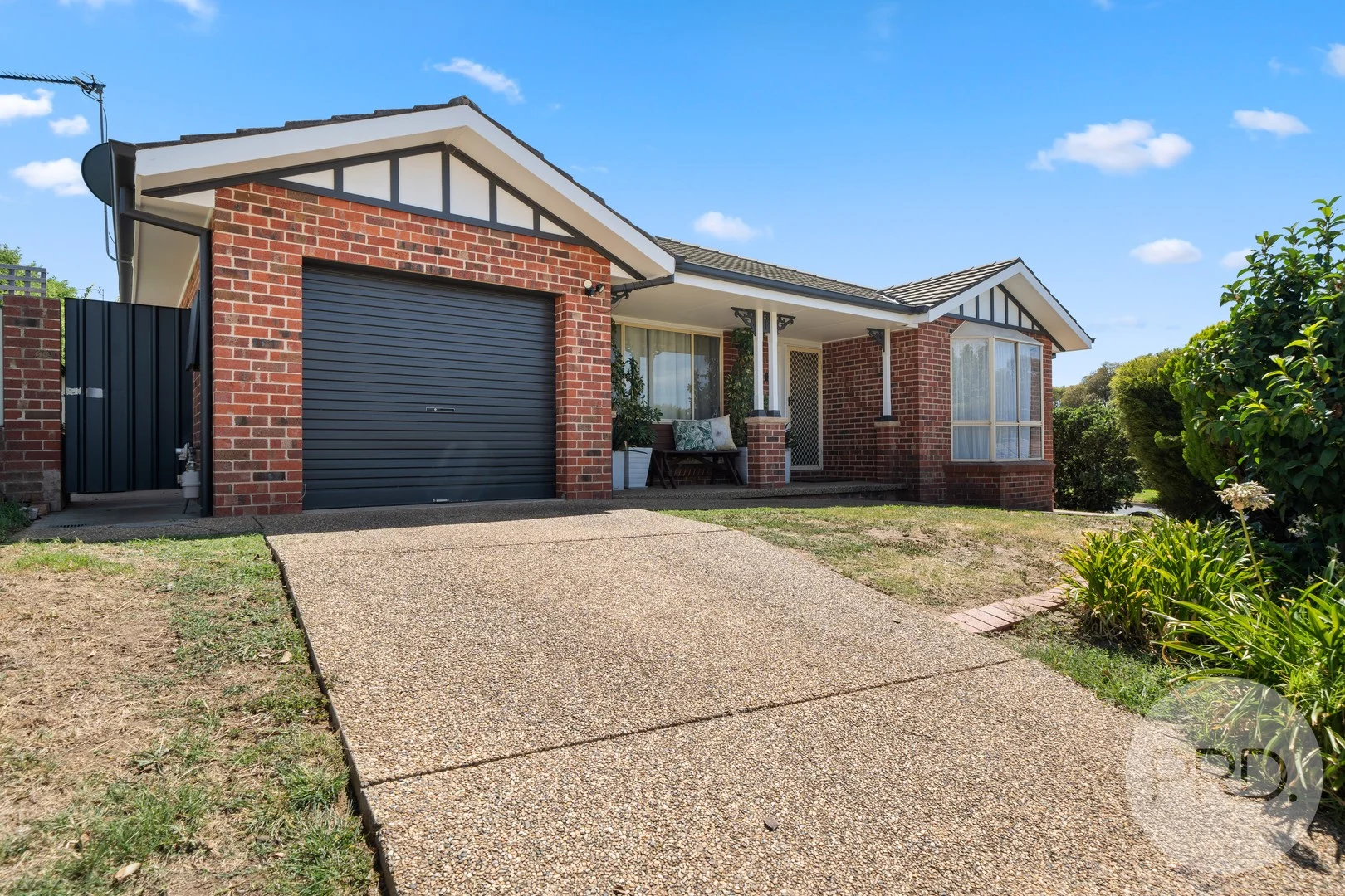 2 Fletcher Place, Kooringal NSW 2650