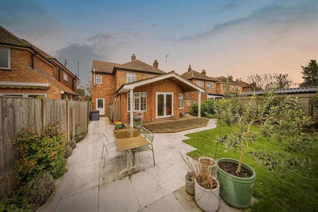 Additional image 22 of 4 bed detached house for saleIpswich Road, Holbrook, Ipswich IP9