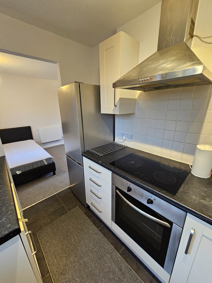 Additional image 9 of Studio Flat, Corrie Road, CB1, N1 7GU