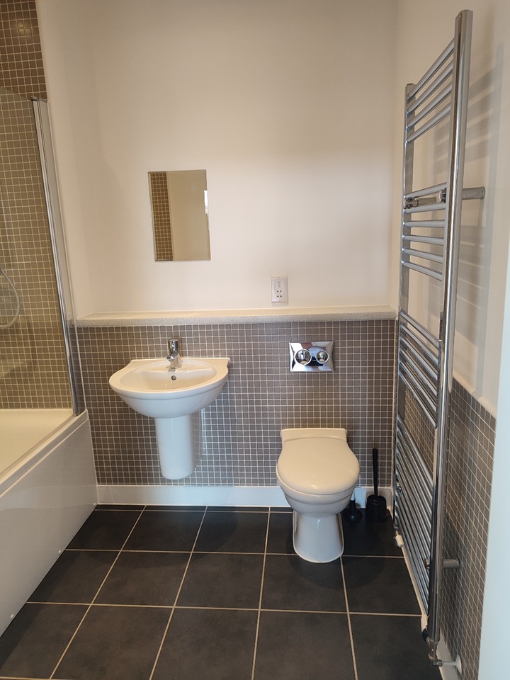 Additional image 8 of 1 Bed Flat, Ellis Road, CB2, N1 7GU