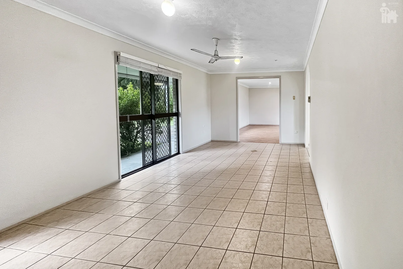Additional image 8 of 26A Hughes Road, Urangan QLD 4655