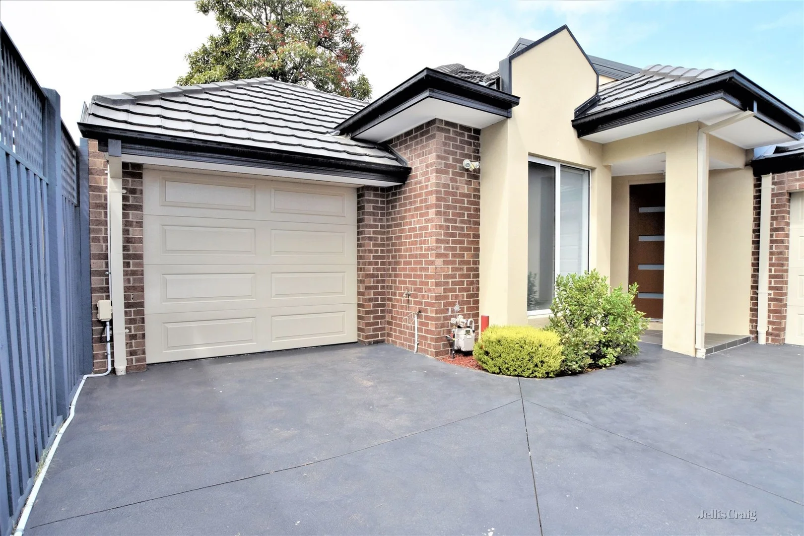 2/14 Mountfield Avenue, Malvern East VIC 3145
