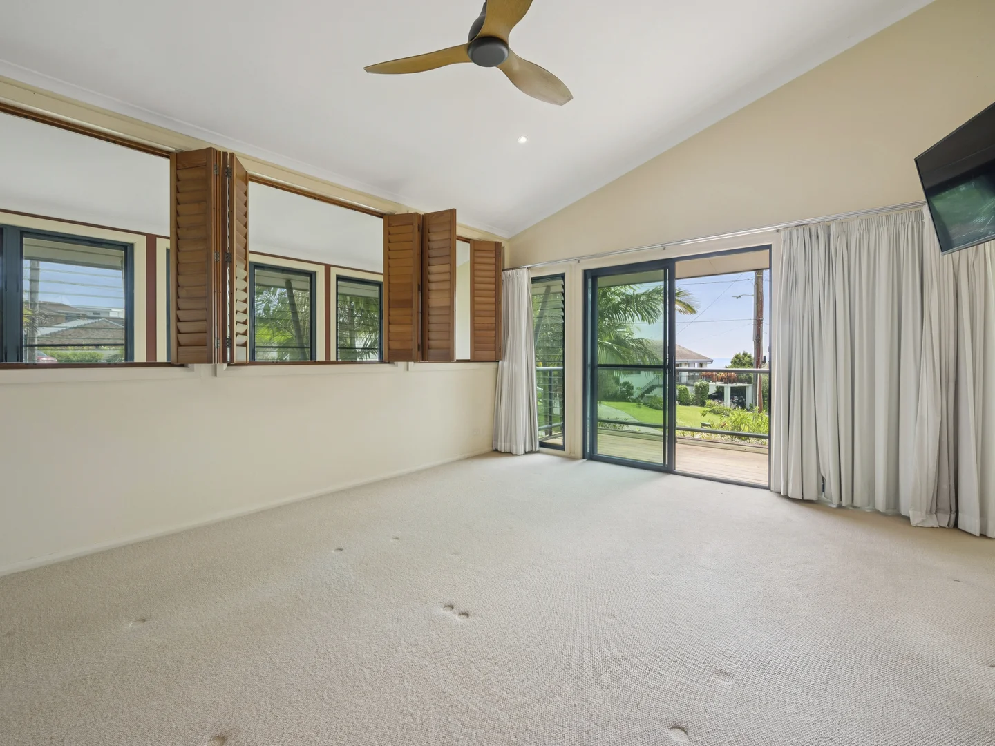Additional image 12 of 8 Sandy Beach Road, Korora NSW 2450