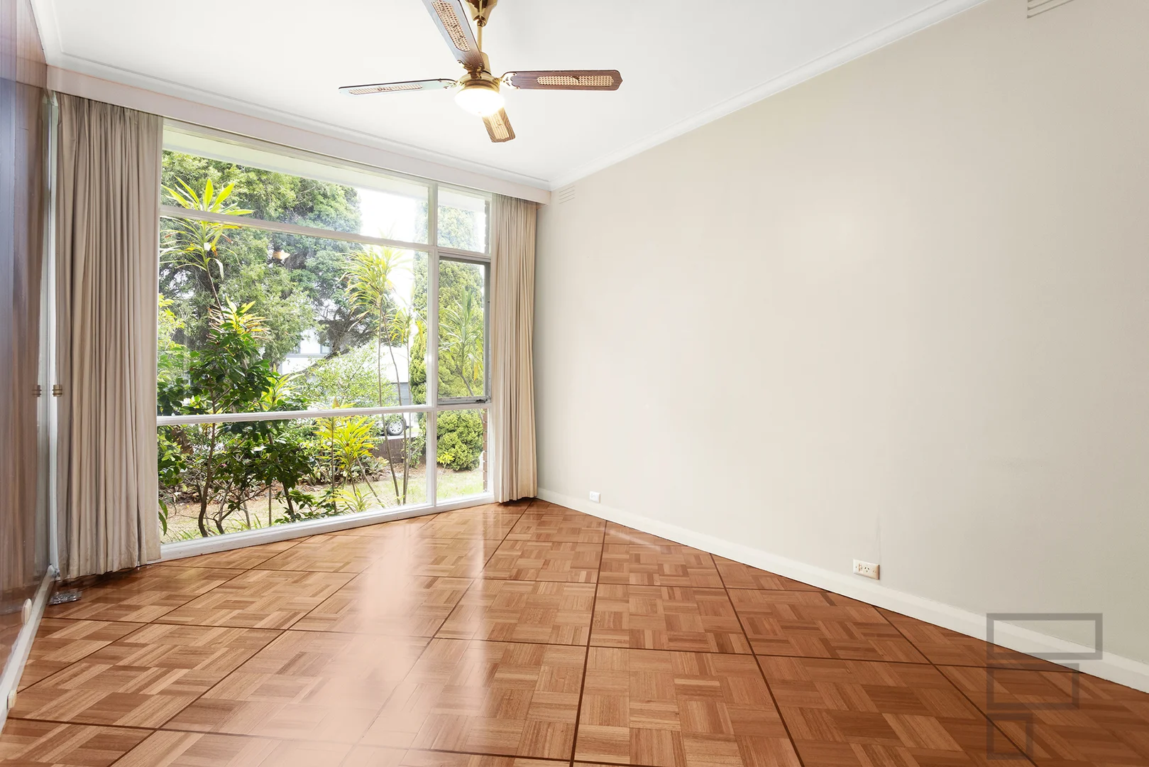 Additional image 4 of 21 Fitzgibbon Crescent, Caulfield North VIC 3161