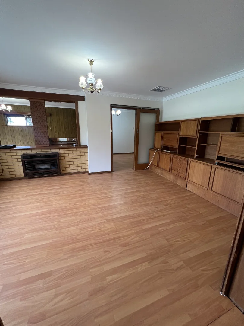 Additional image 4 of 212 Maxwell Rd, Para Hills SA 5096