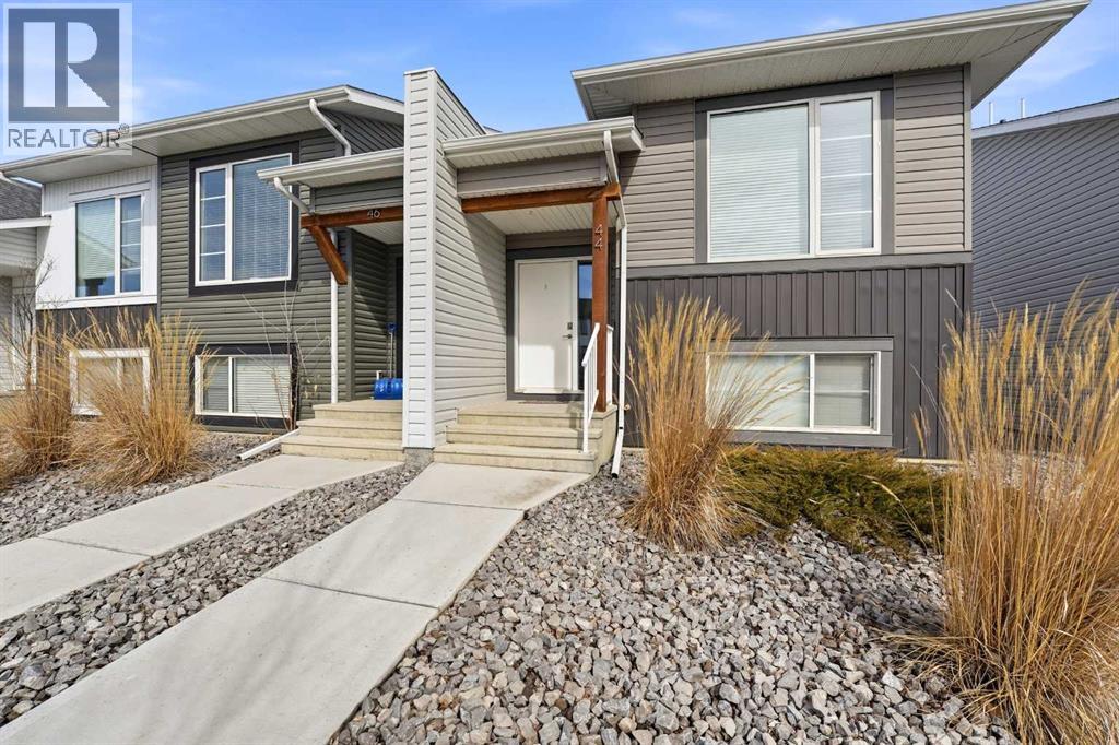 44 Evergreen Way