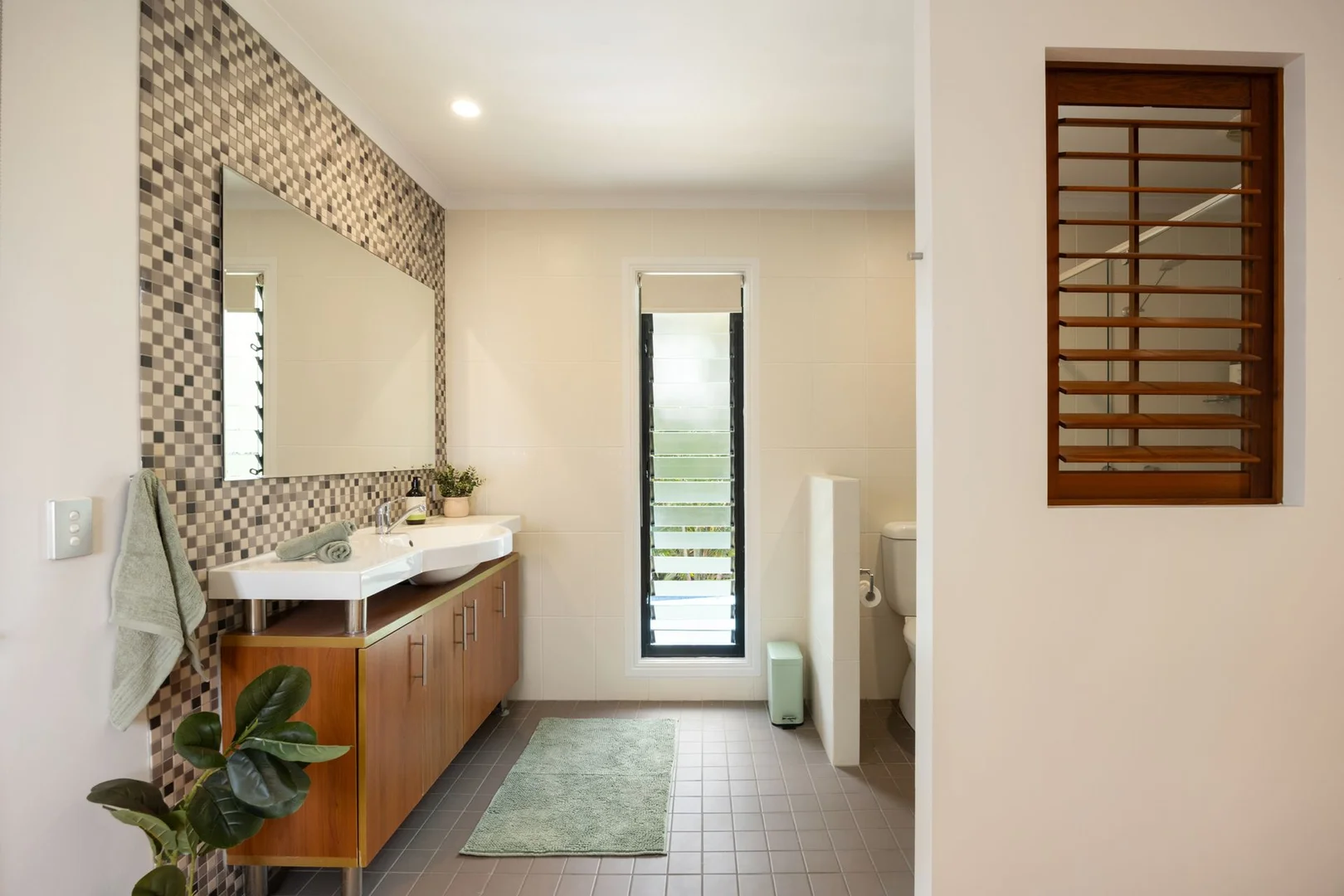 Additional image 13 of 31 San Mateo Blvd, Ashmore QLD 4214