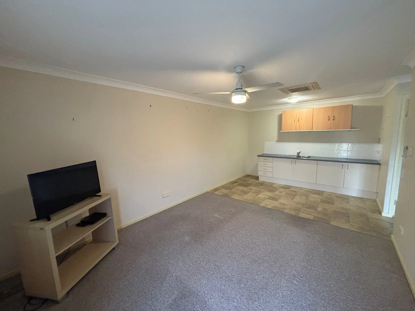 Additional image 2 of 36/80 Queen Elizabeth Drive, Armidale NSW 2350
