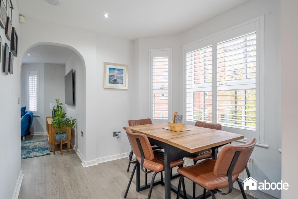 Additional image 3 of 2 bed flat for salePennyford Drive, Liverpool L18