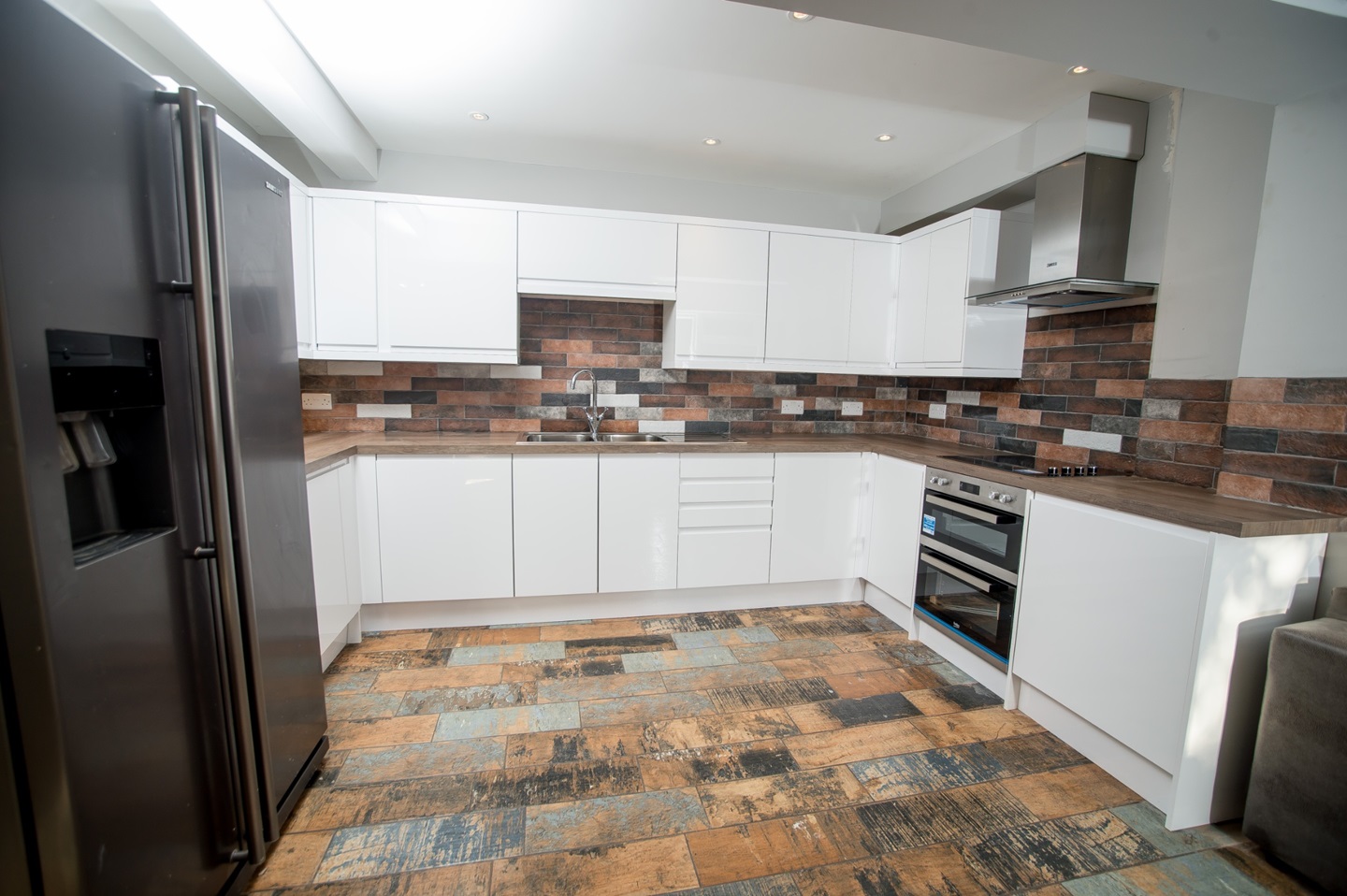 6 Bed Semi-Detached House, Heath Hill Avenue, BN2, N1 7GU photo 4