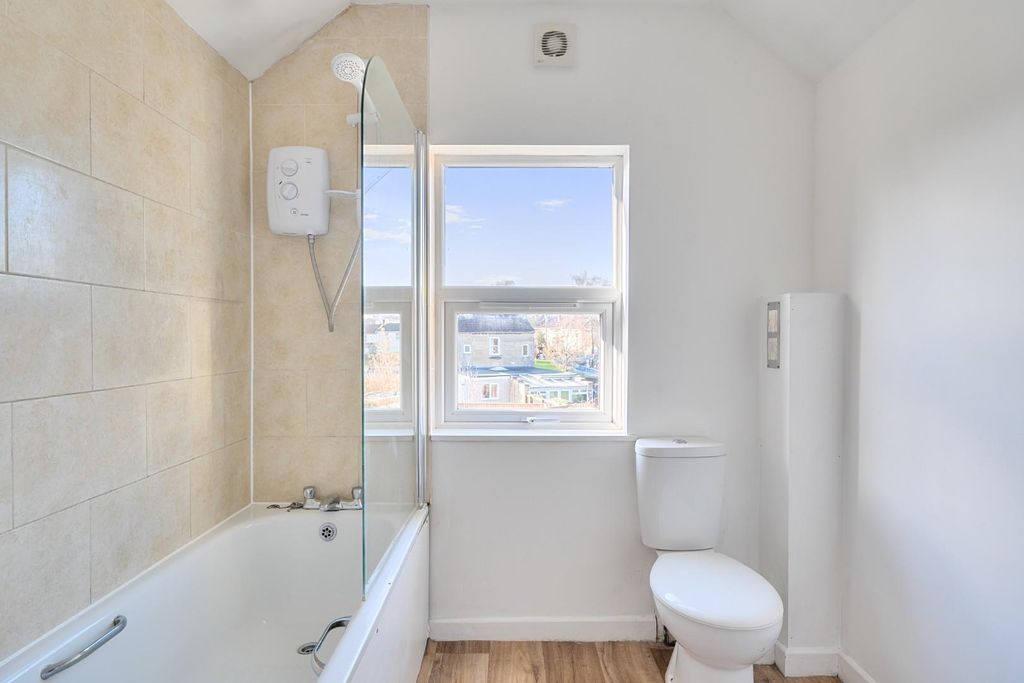 Additional image 10 of 2 bed flat for saleLorne Road, Bath BA2