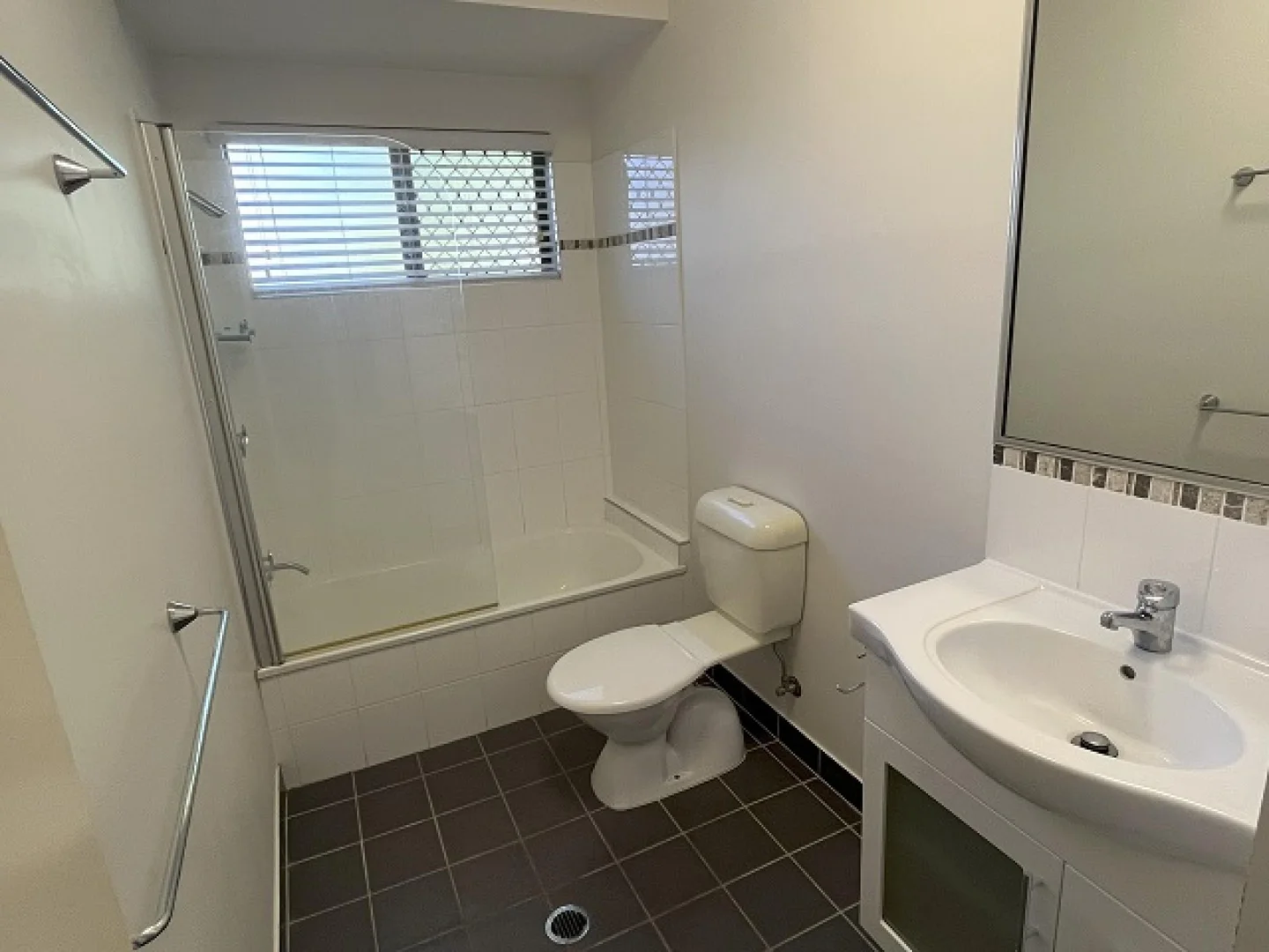 21A Deborah Street, Kelso QLD 4815 photo 5