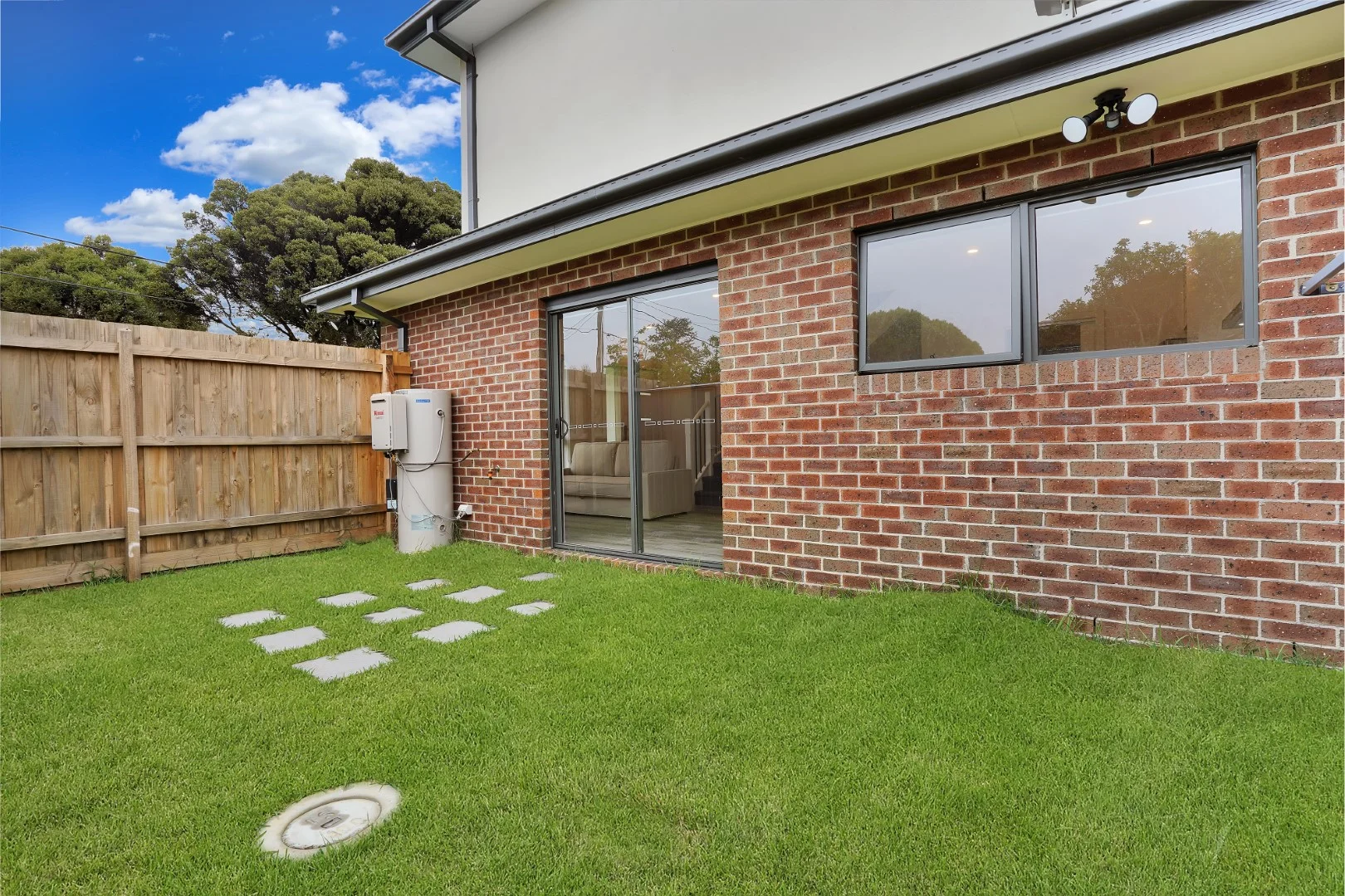 Additional image 7 of 1/5 Dobson Avenue, Oakleigh East VIC 3166