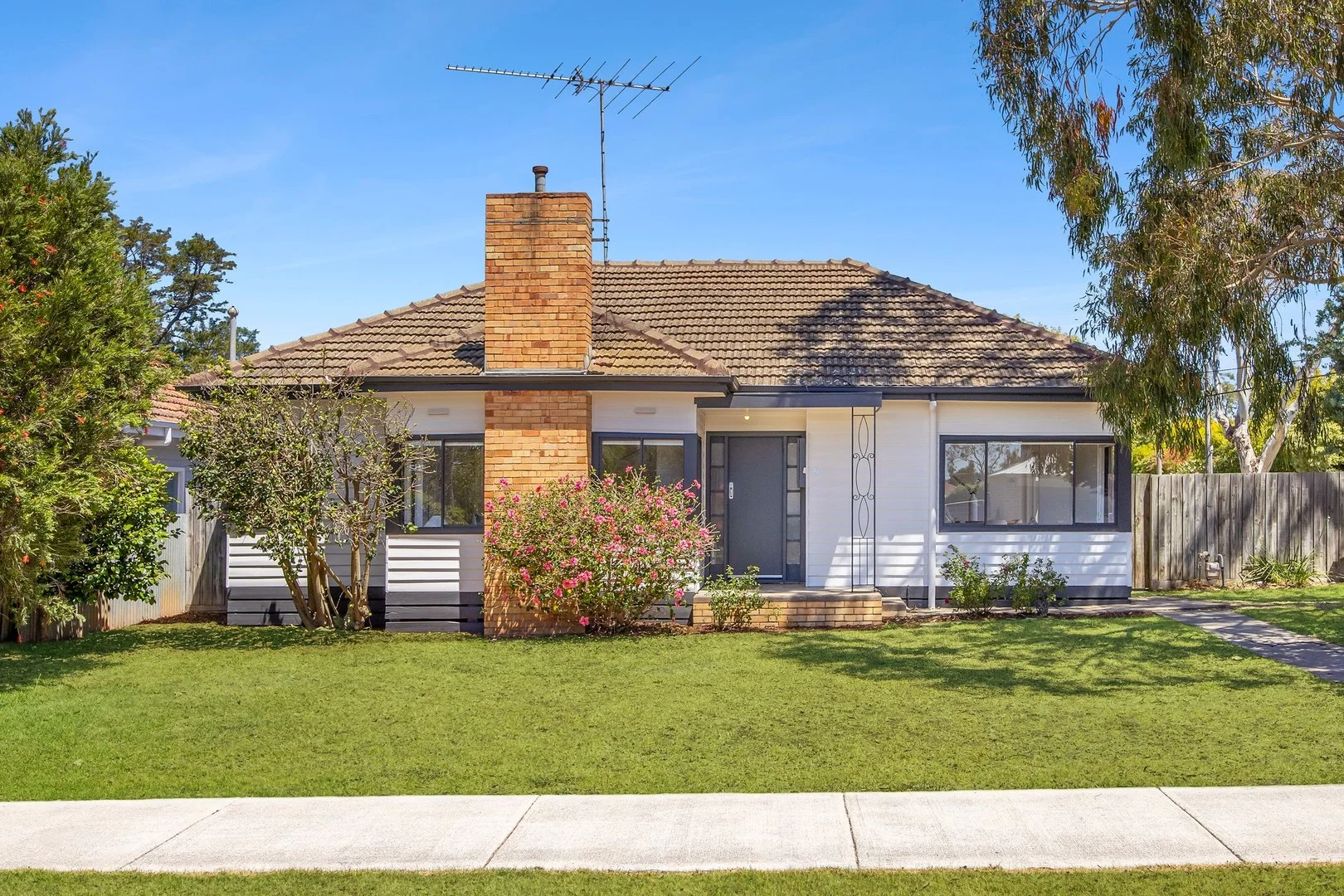 32 Hamlyn Avenue, Hamlyn Heights VIC 3215
