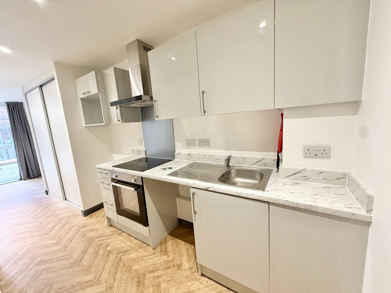 Studio Flat, Block A, LE1, N1 7GU photo 5