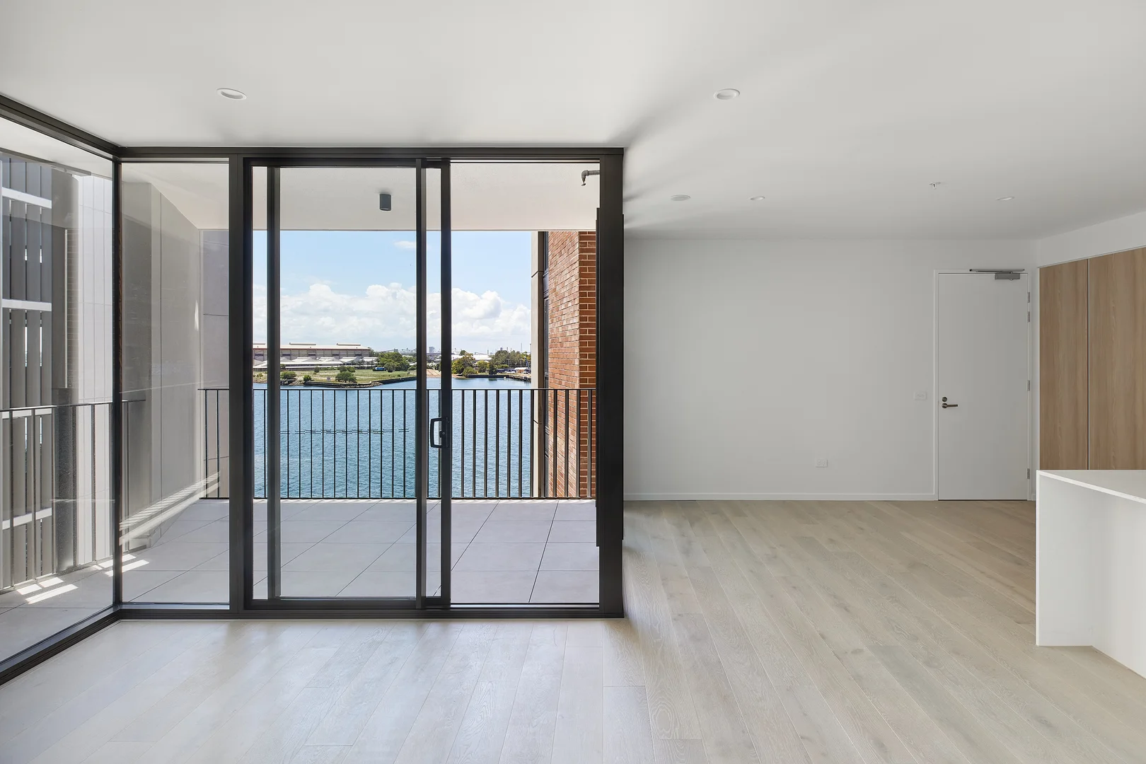 Additional image 4 of 404/43 Honeysuckle Drive, Newcastle NSW 2300
