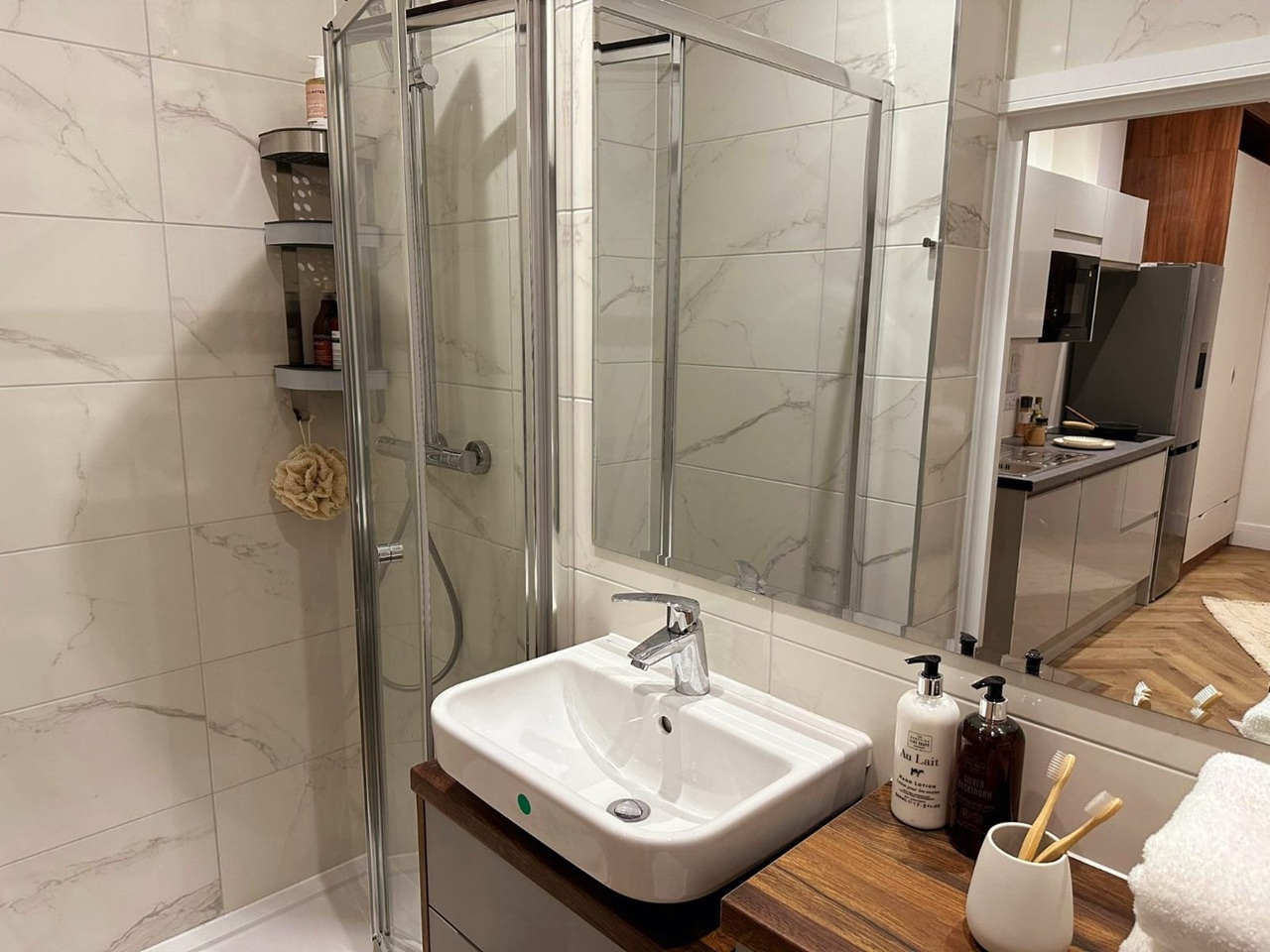 Additional image 6 of Studio Flat, Deluxe, DE1, N1 7GU