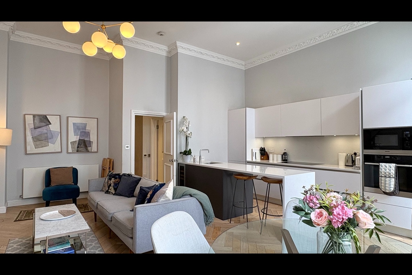 3 Bed Flat, Lexham Gardens, W8, N1 7GU photo 5