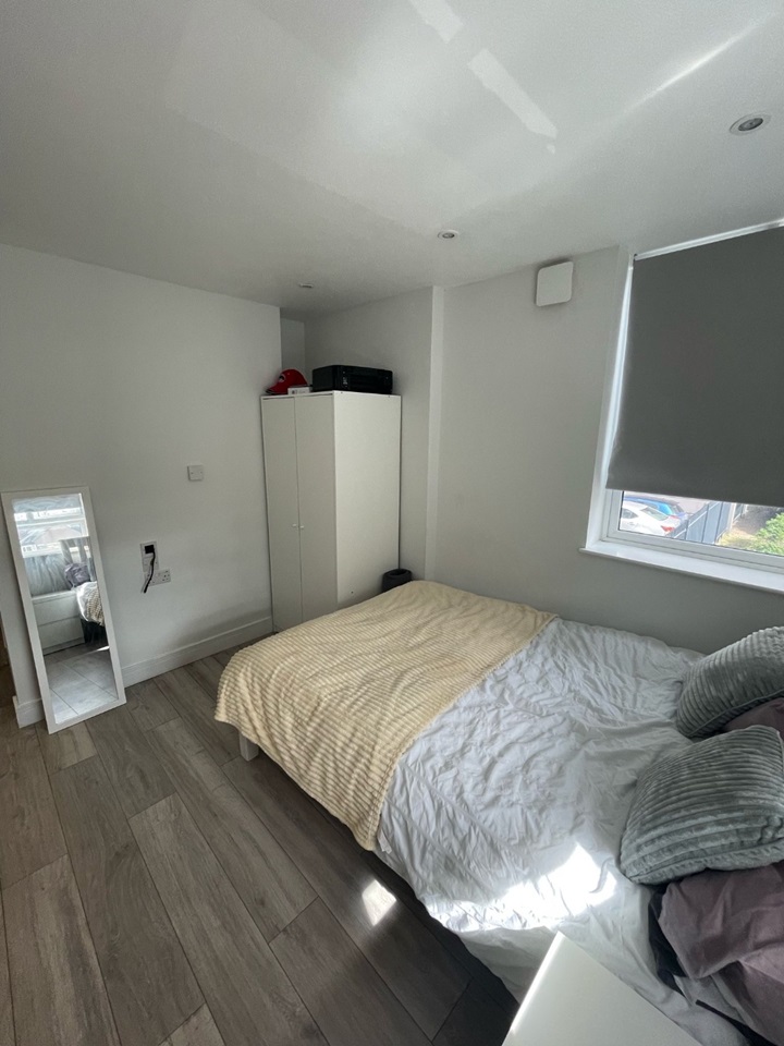 Additional image 3 of Studio Flat, Queens Road, CV1, N1 7GU