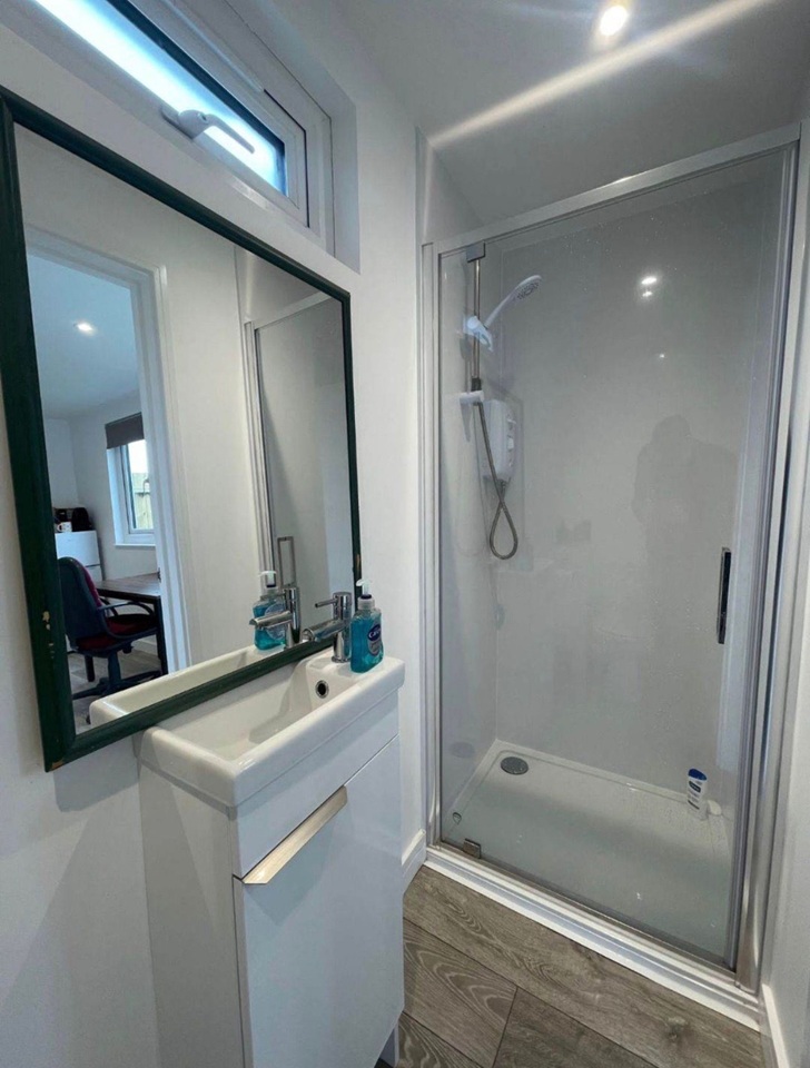 Studio Flat, Wolsey Way, CB1, N1 7GU photo 2