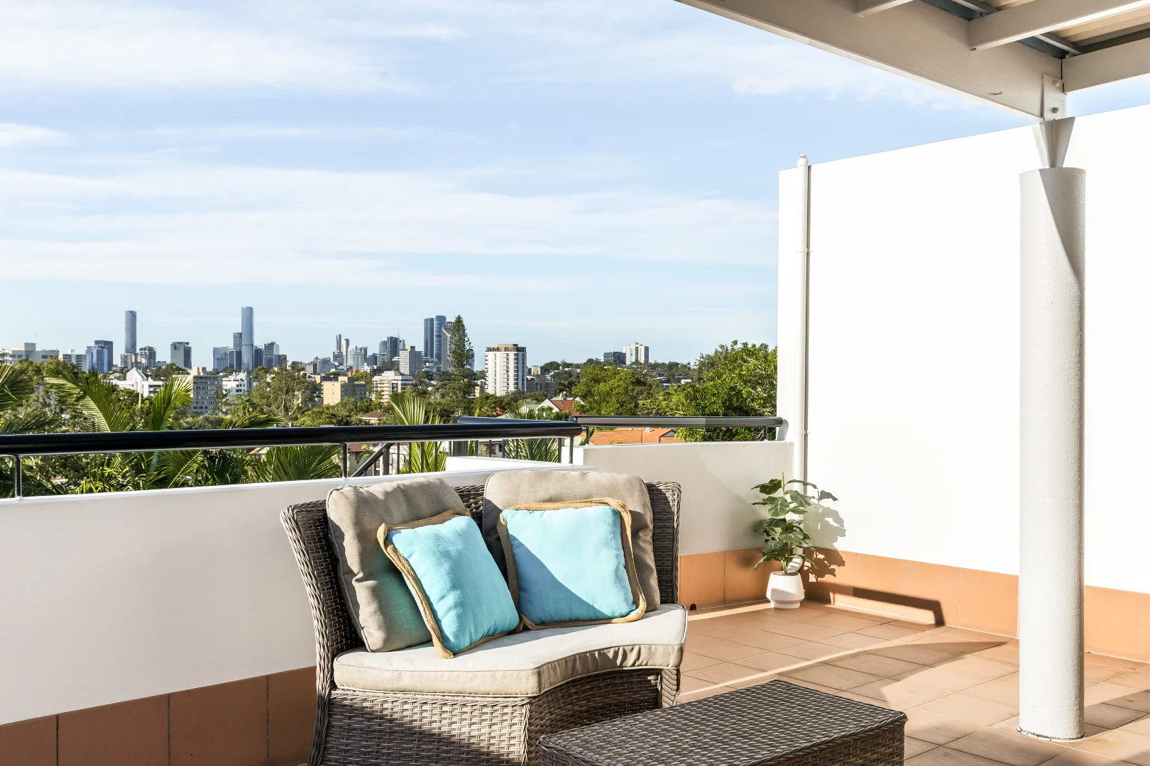 Additional image 3 of 19/182 Carmody Road, St Lucia QLD 4067
