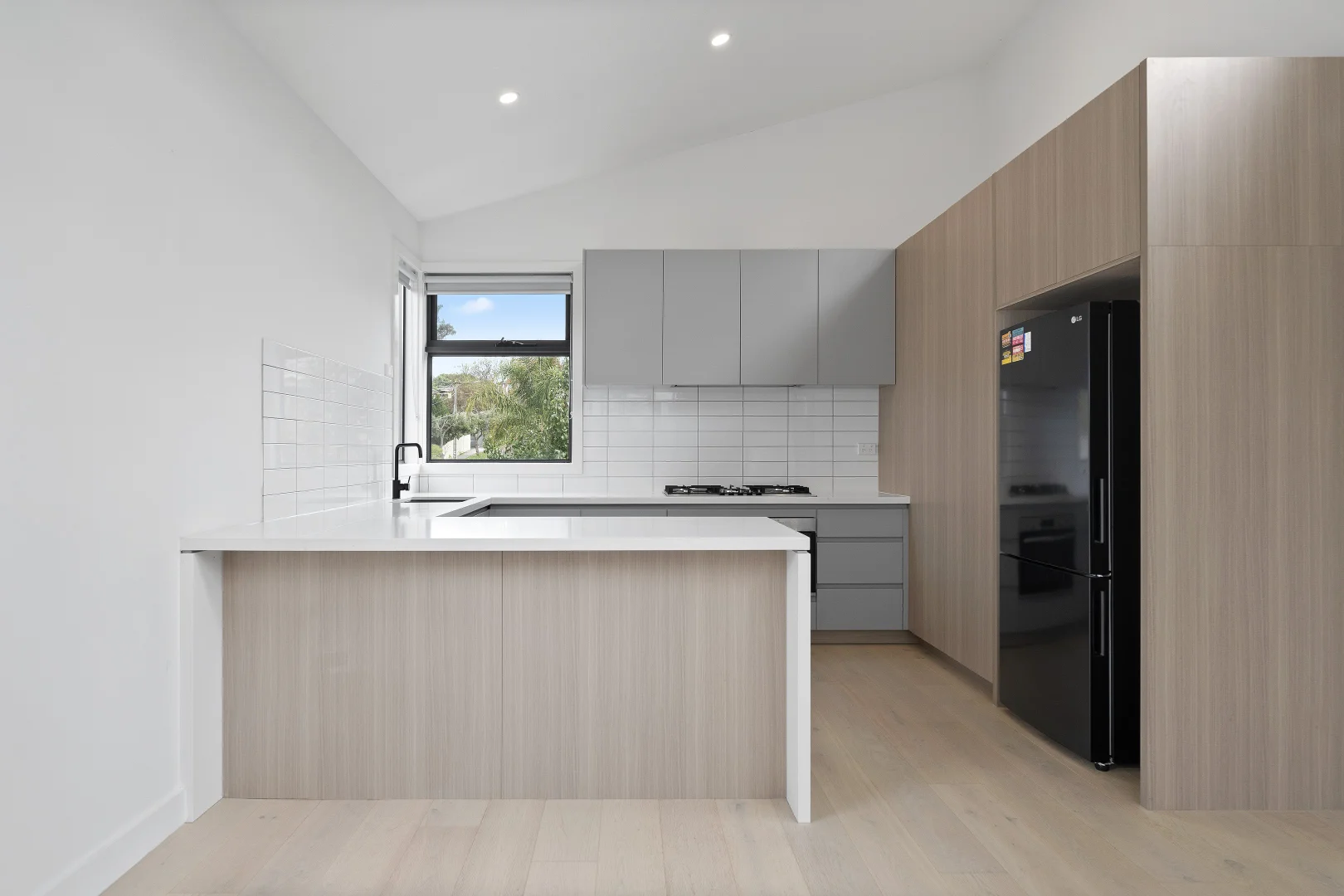 Additional image 2 of 1/51-53 Elgar Road, Burwood VIC 3125