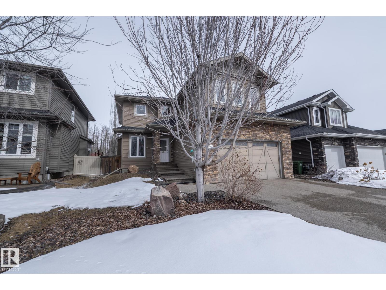 14 EDGEWATER TERR North