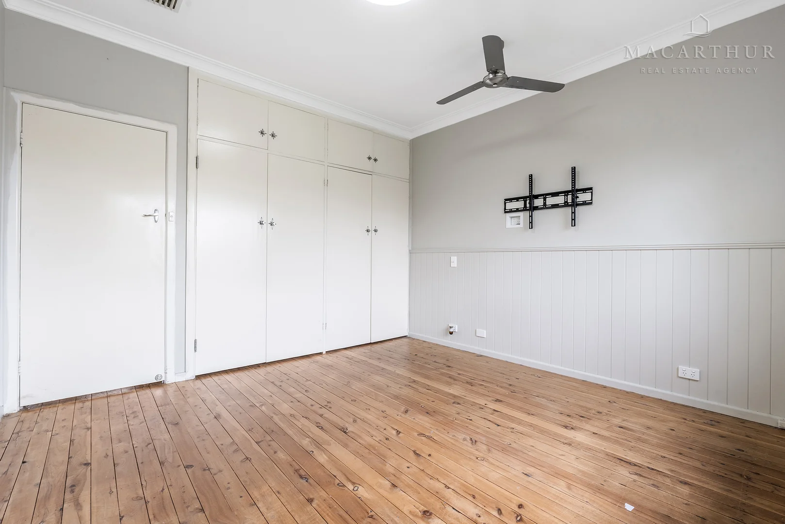 Additional image 5 of 4 Kennedy Avenue, Kooringal NSW 2650