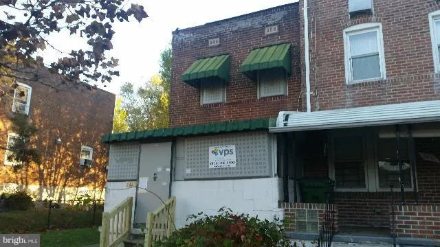 2821 Round Road, Baltimore, MD 21225 photo 2