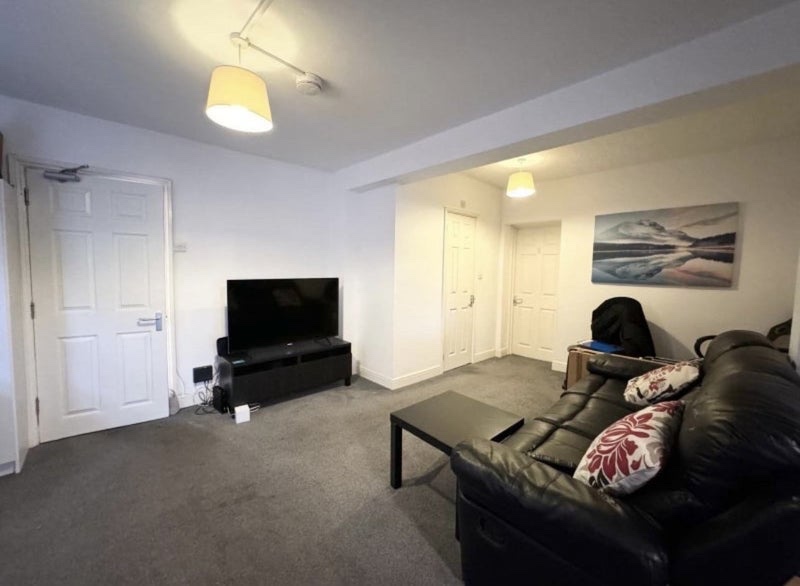Additional image 7 of Room in a Shared House, Cedar Road, SO14, N1 7GU