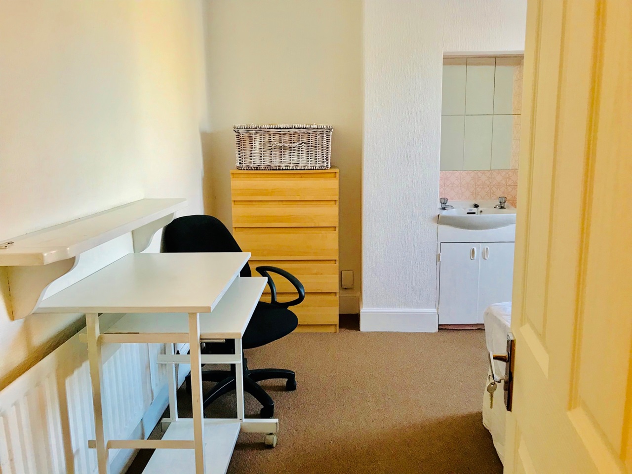 Additional image 11 of Room in a Shared House, Middle Street, SO14, N1 7GU