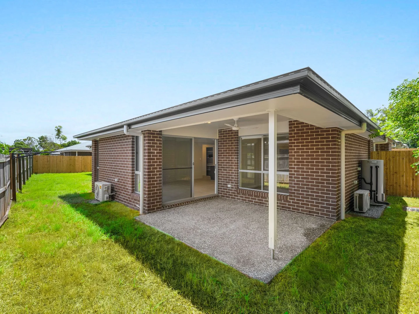 Additional image 10 of 1/12B Canopus Ct, Kingston QLD 4114