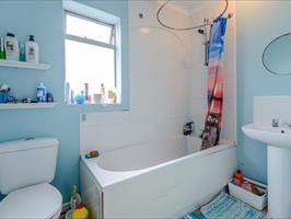 Additional image 3 of Room in a Shared House, Malmesbury Place, SO15, N1 7GU