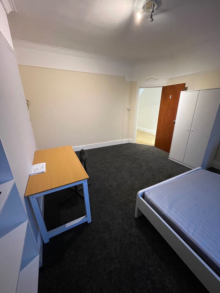 Additional image 3 of Room in a Shared House, Victoria Park Road, LE2, N1 7GU
