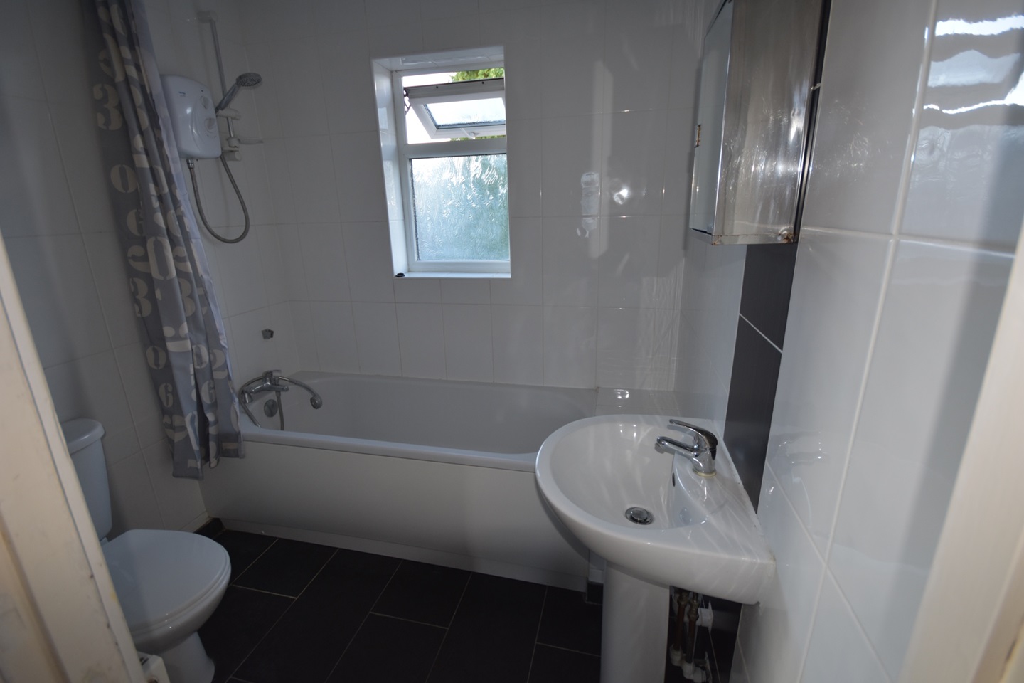 Additional image 17 of 4 Bed Semi-Detached House, Honeysuckle Road, SO16, N1 7GU