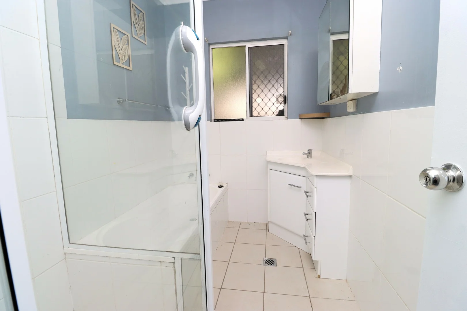 9 Mccarthy Ave, Mount Isa QLD 4825