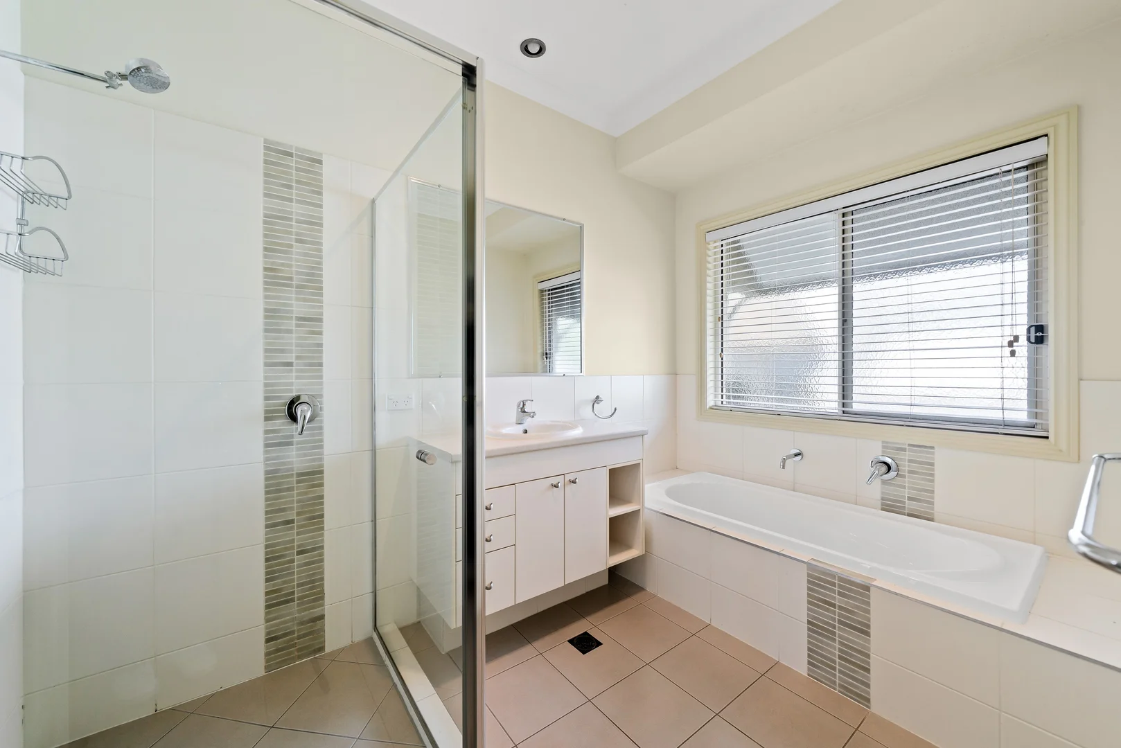 Additional image 11 of 2 Nancy May Court, Daisy Hill QLD 4127
