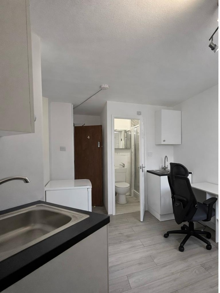Room in a Shared House, Bruckner Street, W10, N1 7GU photo 3